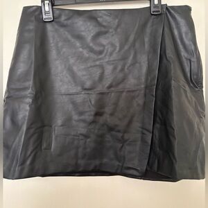 Old Navy Black Mini Pleather Skirt